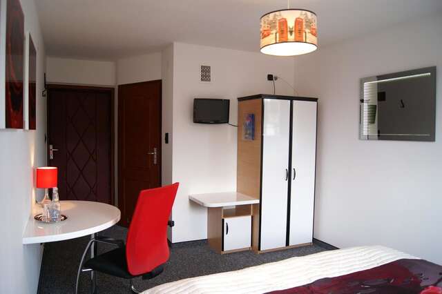 Отель Hotel Restauracja Venus Moderówka-42